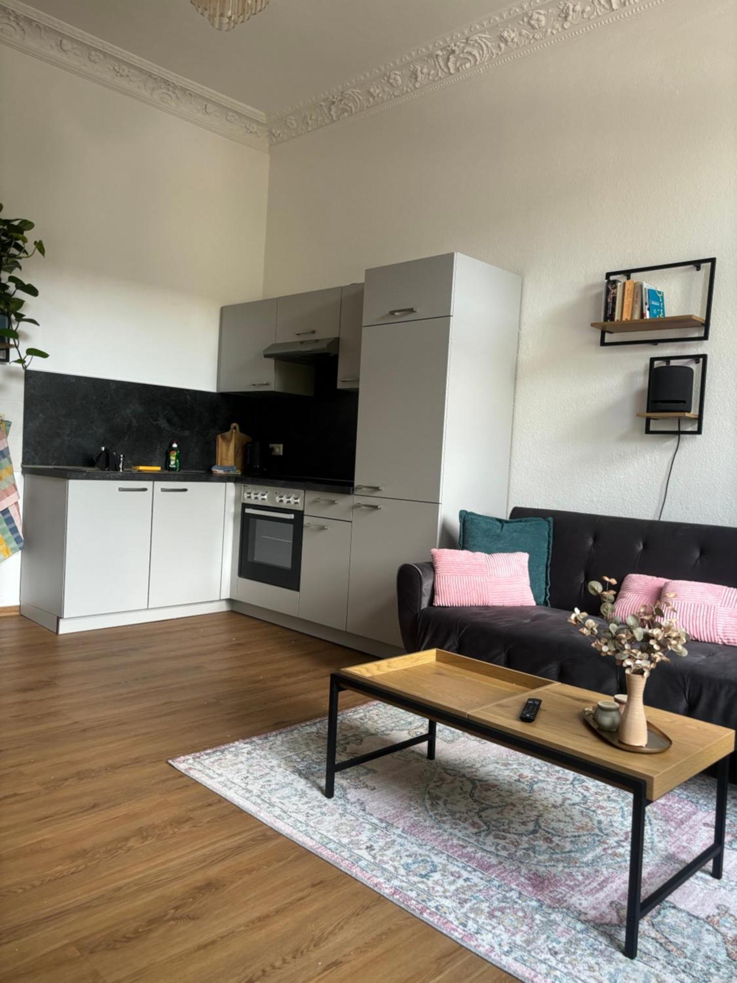 Five O- Kingsize Apartment Hesse Wittenberge Extérieur photo